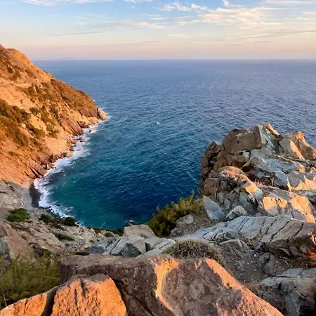 Isola D'elba A 300m Dal Mare